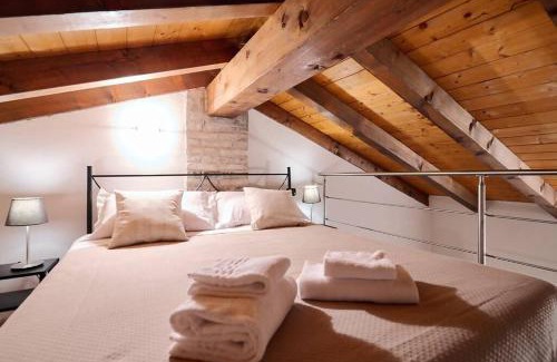 Citta Alta Apartment | Johnny Suites Bergamo Alta