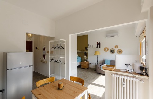 Rapallo Apartment | JOIVY Apartment Apollo