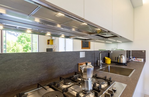 Sestri Levante Apartment | JOIVY Apt For 4, Near Centre, Beach And Train Station