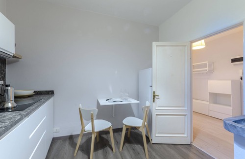Portofino Apartment | JOIVY Bright 2Br Apt Right Next To The Waterfront