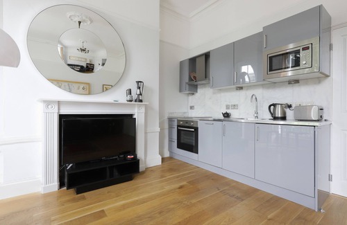 Angel House | JOIVY Elegant 1-bed flat in Islington, sleeps 2