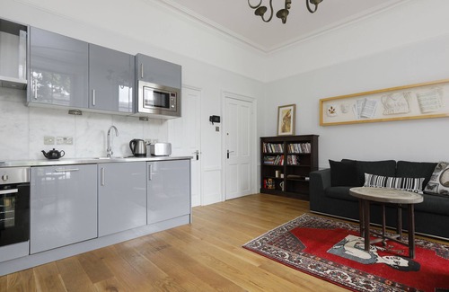 Angel House | JOIVY Elegant 1-bed flat in Islington, sleeps 2