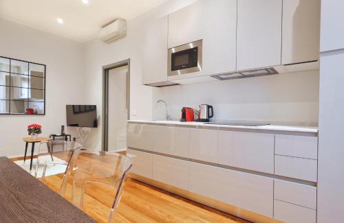 Carrobbio Apartment | JOIVY Modern flat near Duomo di Milano