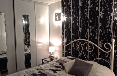 Hasparren Apartment | JOLI T2 Pays Basque for vacations or cures near Cambo les Bains (10mm)