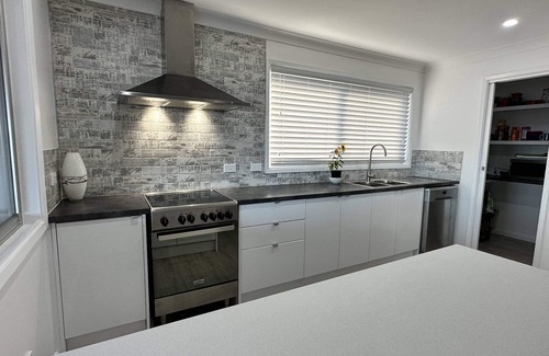Kiama House | Jolie Vue - Your Kiama Oceanview Dream Escape!