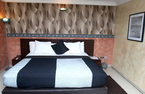 Ofin Hotel | Jonaith Hotels & Suites