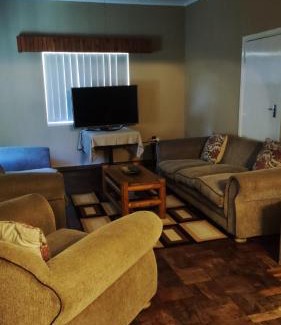 Newcastle House | Jooste Road Self-Catering