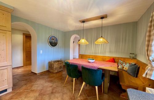 Reith bei Kitzbuehel Apartment | JUCHEEE ChaletSuite in Tonis cozy Guesthouse by Alpin Charme Apartments