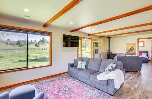Julian House | Julian Cottage Stay with Near Wildlife and Wineries