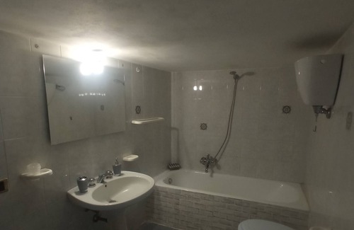Zambrone House | Juliet's House