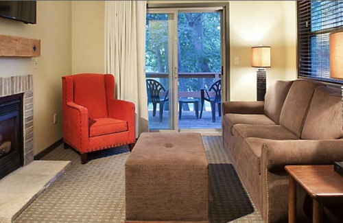 Wisconsin Dells Resort | July 4th 6/29-7/5/25 1200sqft 2bdrm2bath townhse Christmas Mntn Vill Wisc Dells
