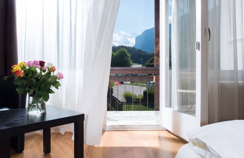 Wilderswil Hotel | Jungfrau Hotel Annex Alpine Inn