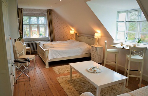 Praesto Bed & Breakfast | Jungshoved Præstegård B&B
