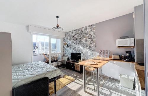 Courseulles-sur-Mer Apartment | JUNO Appart