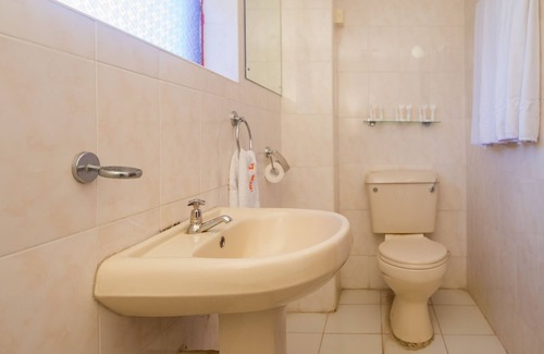Nairobi Hotel | Jupiter Guest Resort Langata