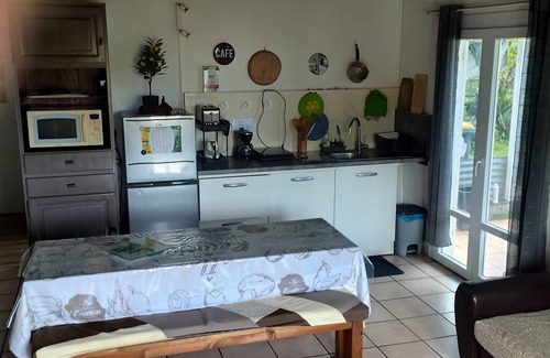 Petite-ÃŽle Apartment | Just like home Comfortable accommodation close to the city center