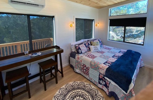 Dripping Springs Cottage | Just minutes away from numerous wine tasting rooms and distilleries
