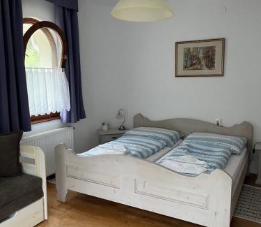 Balatonalmadi Bed & Breakfast | Káptalan vendégház