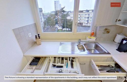Seebach Apartment | Köschenrütistrasse 59, 8052 Zürich, Switzerland