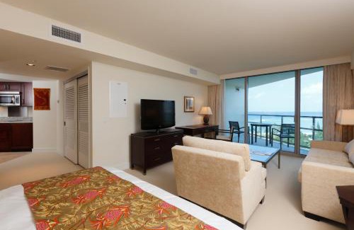 Waikiki Hotel | Ka Laʻi Waikiki Beach, LXR Hotels & Resorts