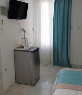 Fira Apartment | Kafieris View