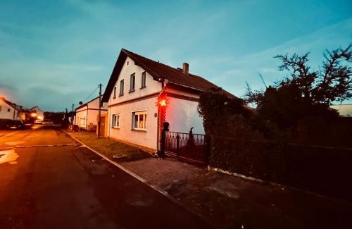 Steinkirchen Apartment | Kahnstübchen Mit NEUEM Innenhof Garten