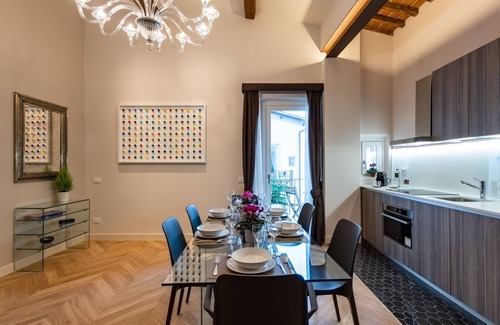 Santa Croce Apartment | Kairos by Florence Art Apartments