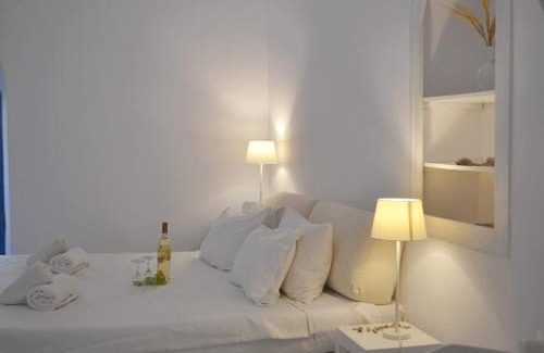 Emporio Apartment | Kalleni Santorini