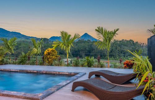 Penas Blancas Villa | Kaluma Sloth Farmstay Villa