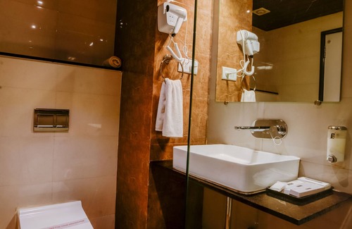 Pilerne Hotel | KAMAT'S DAFFODIL RESORT
