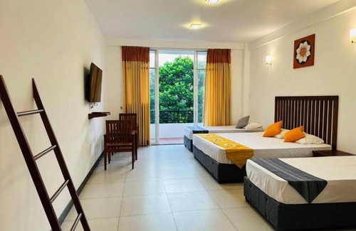 Kandy House | Kandy Hub Guest House