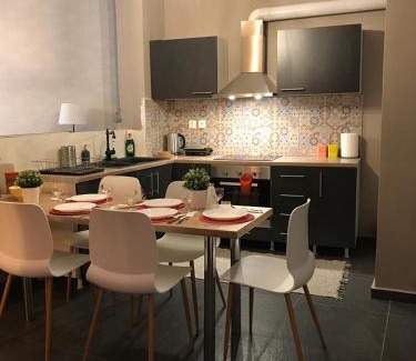 Exarhia Apartment | Kanigos 3 BR VIEW Center of Athens
