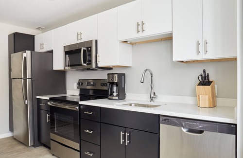 Downtown Detroit Apartment | Kasa Cadillac Square Detroit