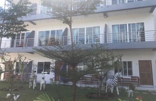 Karon House | Kasemsuk Guesthouse SHA Extra plus