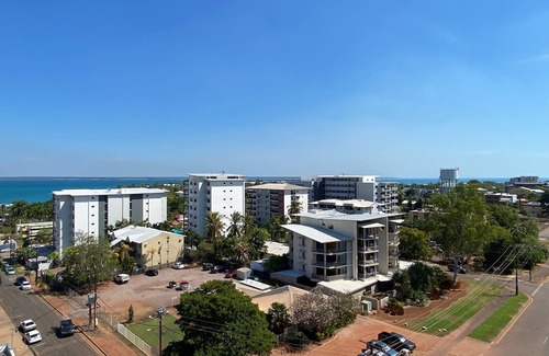 Darwin City Centre Apartment | Katara on Smith