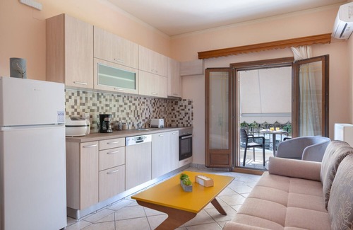 Kefalonia Apartment | Katerina's cozy mountain view apartment