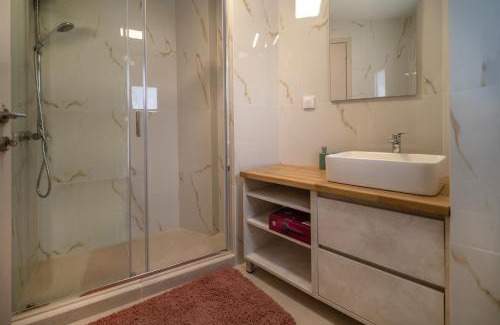 Athens Apartment | Katia Athens Apartment