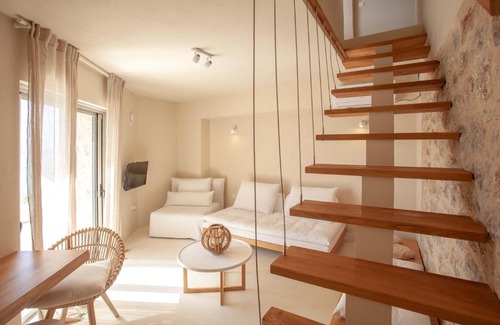 Lefktron Villa | Katikies Manis Suites