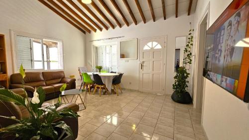 Paphos Hostel | KATKA Hostel Paphos