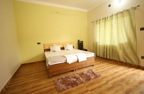 Bullawala Hotel | Kattapathar Nature Resort