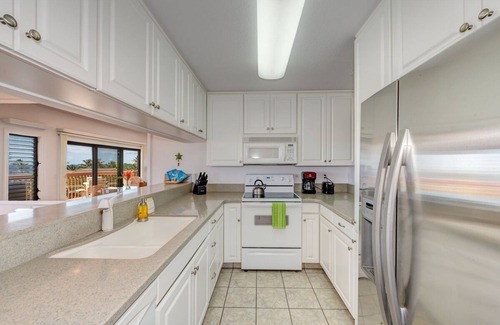 Poipu Condo | Kauai Makanui by Coldwell Banker Island Vacations