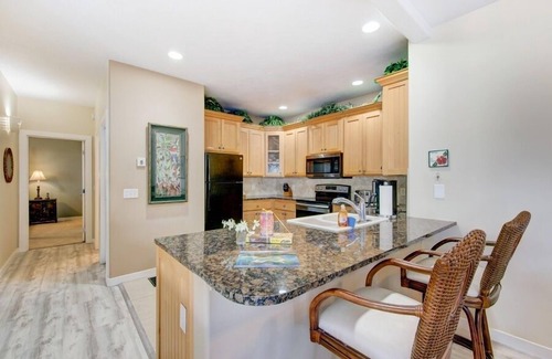 Poipu Condo | Kauai Regency at Poipu Kai by Coldwell Banker Island Rentals