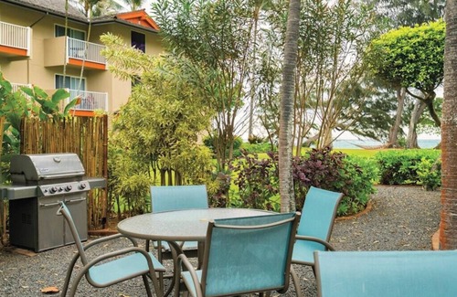 Wailua Resort | Kauai Studio: FREE WiFi, Oceanfront Resort, Pool, Spa, Near Coconut Marketplace