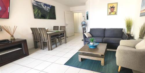 Centre-Ville Apartment | Kazalena