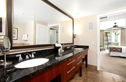 Honokowai Apartment | KBM Resorts FREE CAR Honua Kai Hokulani Oceanfront 6-Bedroom Condo Private BBQ on Balcony HKH-20103