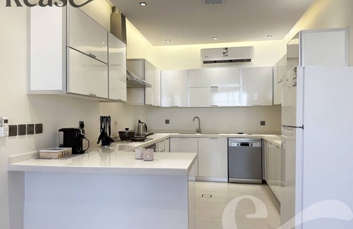 Al Izdihar Apartment | Kease Al Izdihar -7 Luxury Gold AZ99