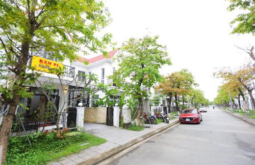 Huong Thuy Hotel | KenPi House - Nguyên Căn
