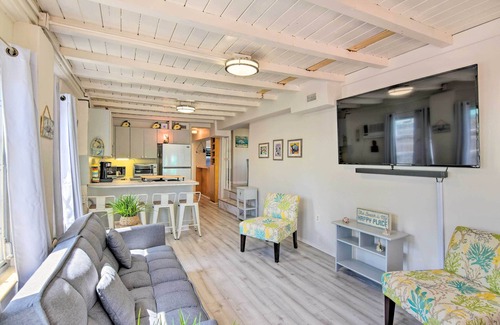 Key Largo Village House | Key Largo Home w/Dock & Private Beach Access