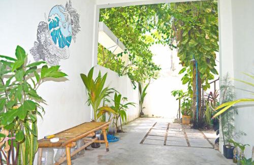 Thulusdhoo Island House | Keyla Inn