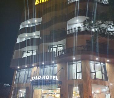 Cat Hai Hotel | Khách sạn Emerald Cát Bà 2